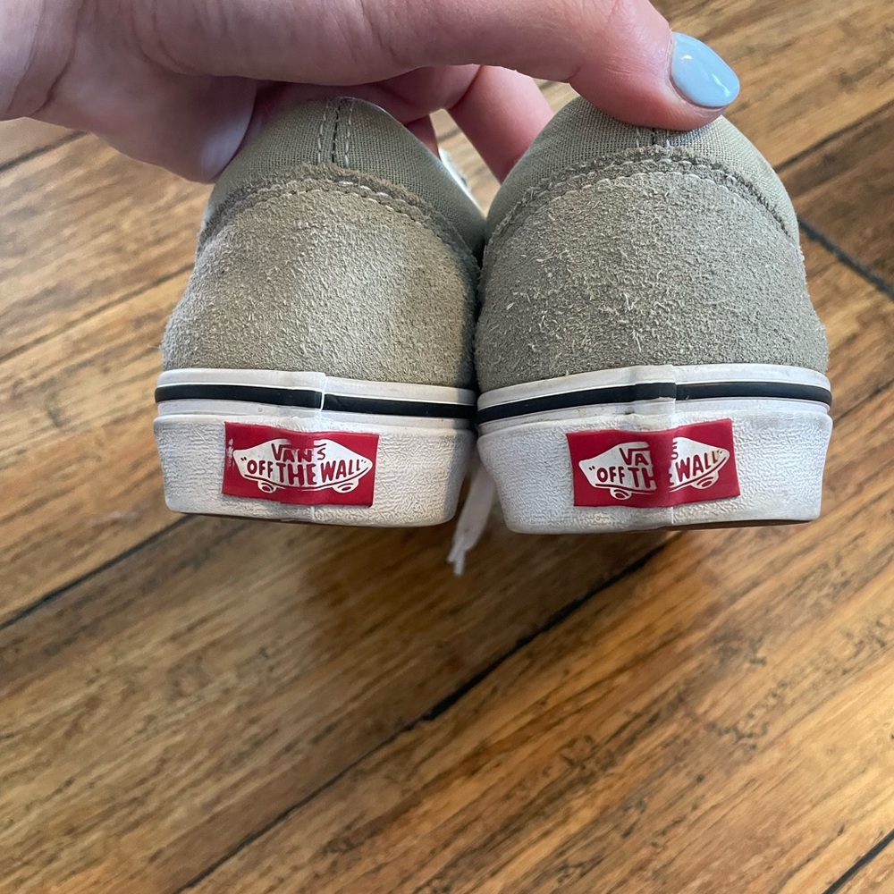 Vans - Picture 9 of 9